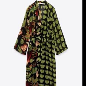 Zara long belted chiffon flowy kaftan with an underdress Small